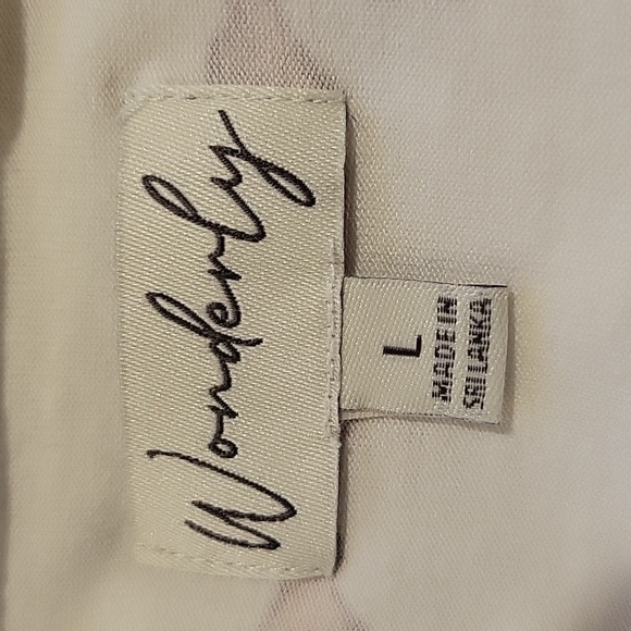 Wonderly large white & burgundy striped button down long sleeve shirt. Tiered. - Picture 3 of 4